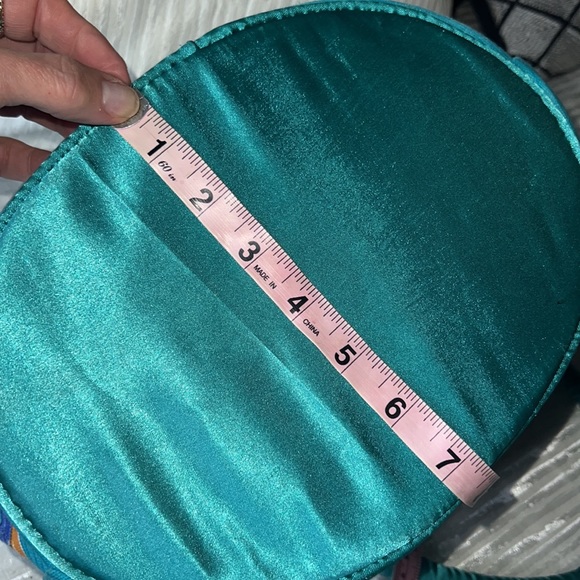 Atlantis Paradise Island Beach Tote Bag Beads Sequins and Satiny Aqua and Fish - Picture 17 of 17